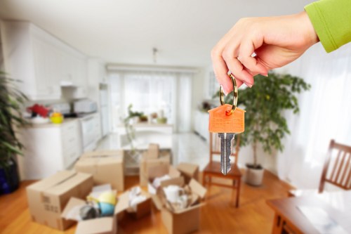 Professional packing and unpacking services in Westhampstead for home moving