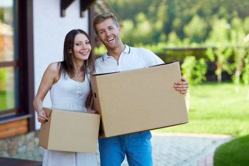 Efficient packing and unpacking service for a smooth move in Westhampstead