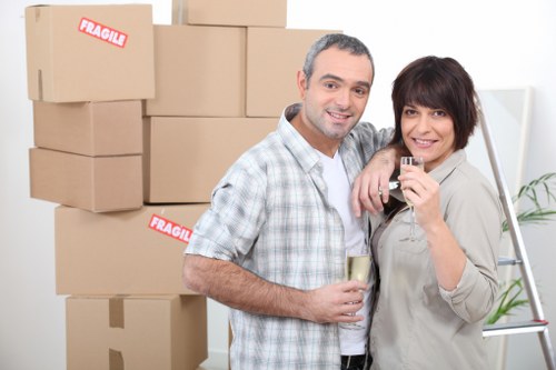 Professional West Hampstead moving support for household items